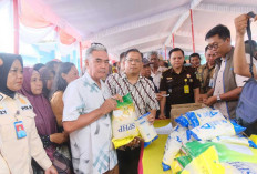 Cuma Rp59 Ribu! Paket Sembako Murah Pemkab Muba di Lawang Wetan Diserbu Warga, Cek Isinya