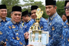 Wabup Ogan Ilir Pimpin Apel Gabungan: ASN Harus Responsif dan Profesional Layani Rakyat
