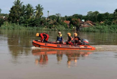 Berenang Menyeberangi Sungai, Lansia Warga OKU Timur Hilang Terseret Arus 