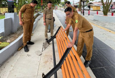 Usai Terima Laporan, Dinas Perkim Muba Gerak Cepat Perbaiki Fasilitas Pendestrian yang Rusak