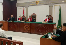Diduga Terima Fee Rp4 Miliar dari Agen Kapal, Kepala UPP Sungai Lumpur Didakwa Korupsi