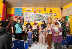 Dana Desa Cair! 72 Balita di Desa Sinar Rambang Prabumulih Langsung Diserbu Bantuan Susu dan Bubur Bayi
